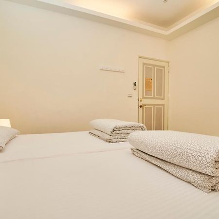 Migratory Birds Hotel Тоучен Екстер'єр фото