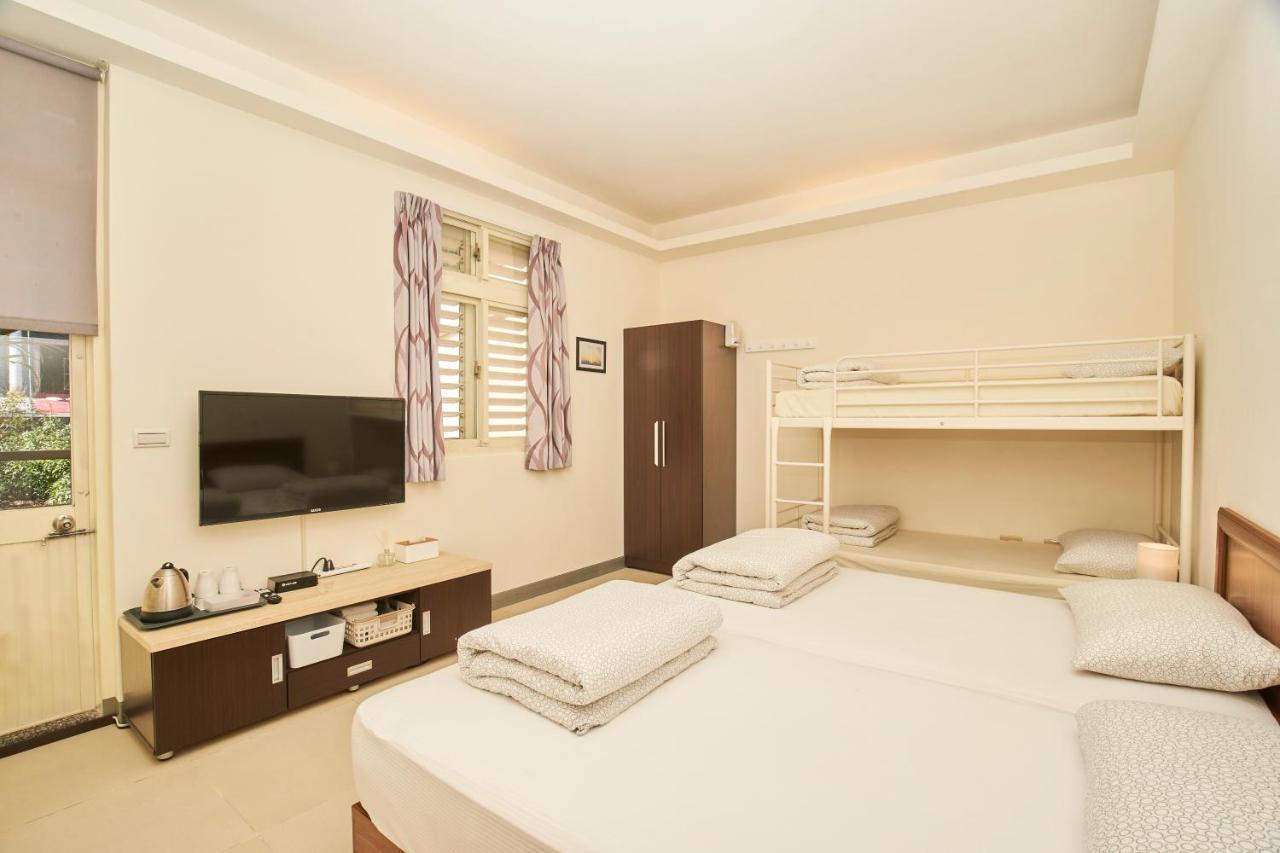 Migratory Birds Hotel Тоучен Екстер'єр фото